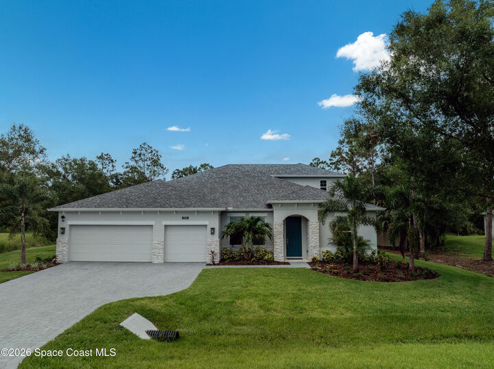 Property Photo: 3723 Ornis Court FL 32950