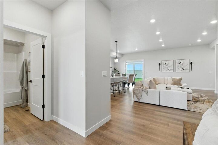 Property Photo:  1305 N High Desert Dr  WA 99006 