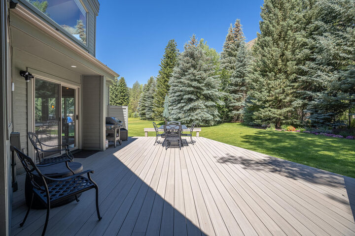 Property Photo: 108 Sunrise Dr ID 83353