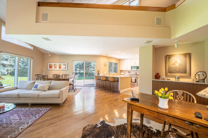 Property Photo: 108 Sunrise Dr ID 83353