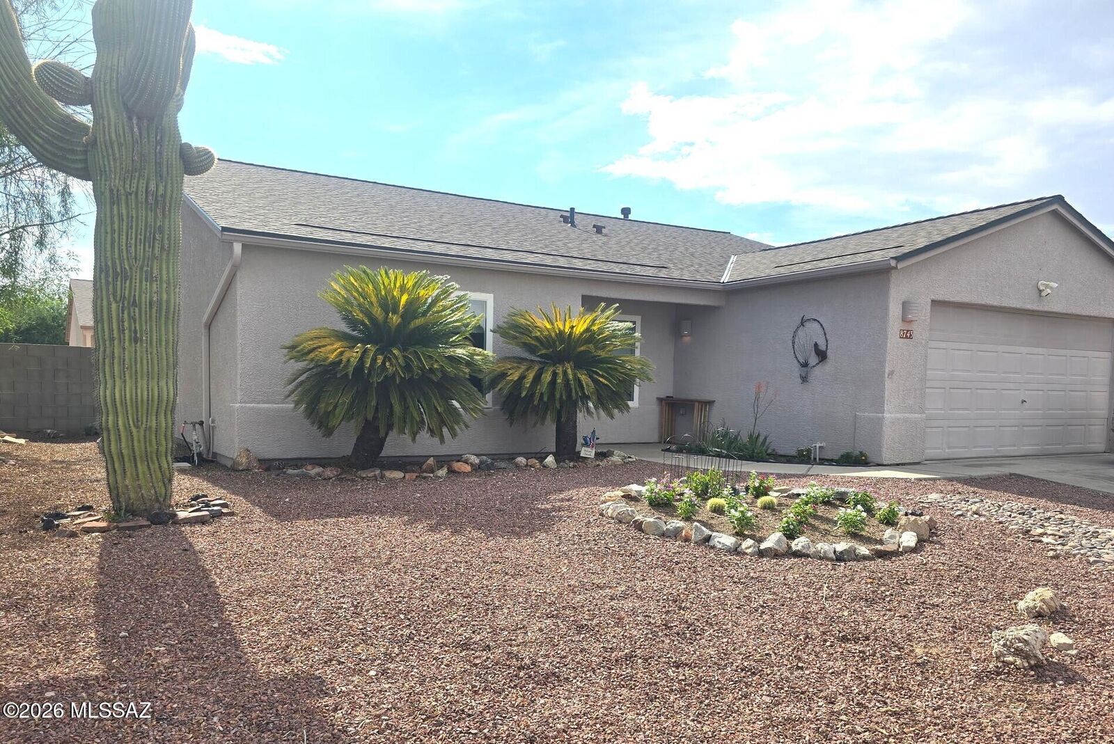 Property Photo: 8743 N Silver Moon Way AZ 85743