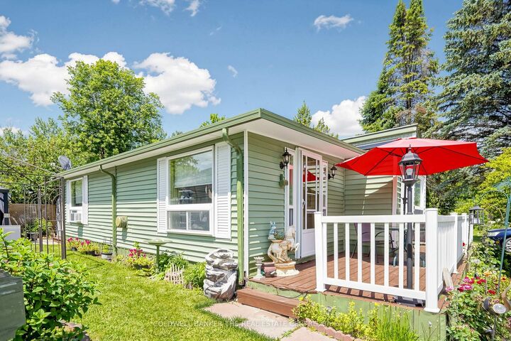 Photo de la propriété: 285 Crydermans Side Road 308 ON L0E 1A0