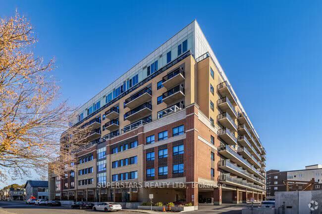 652 Princess Street 1012 — photo 1