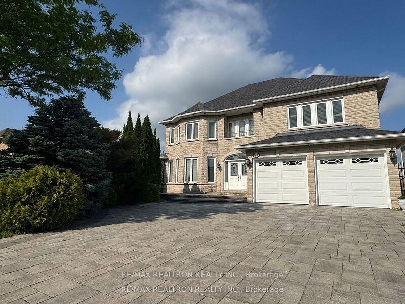 Property Photo:  21 Goldring Crescent  ON L6C 1Y6 