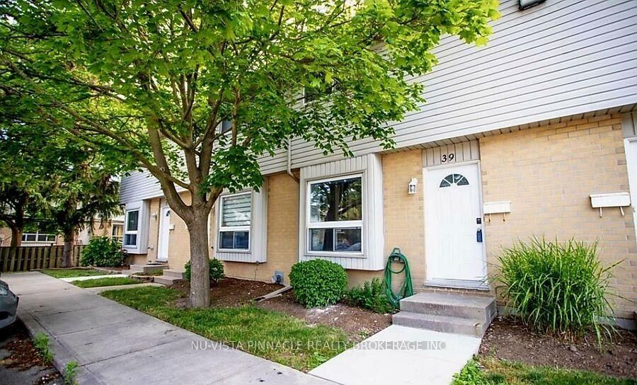 Property Photo: 577 Third Street 39 ON N5V 4B9