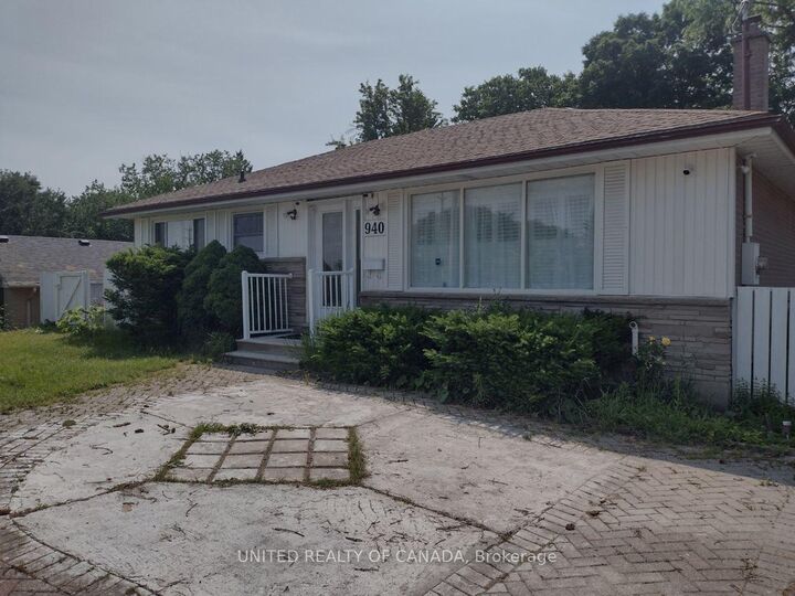 Property Photo: 940 Oxford Street W ON N6H 1V3