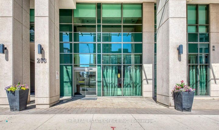 Property Photo: 208 Enfield Place 1502 ON L5B 0B8