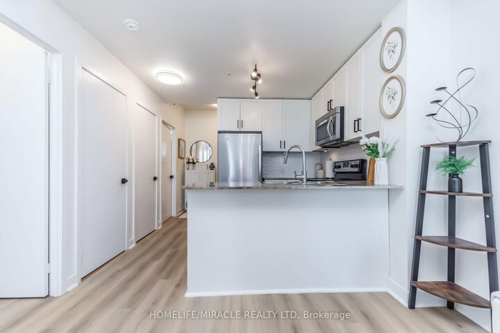 Property Photo: 3985 Grand Park Drive SE 2412 ON L5B 0H8