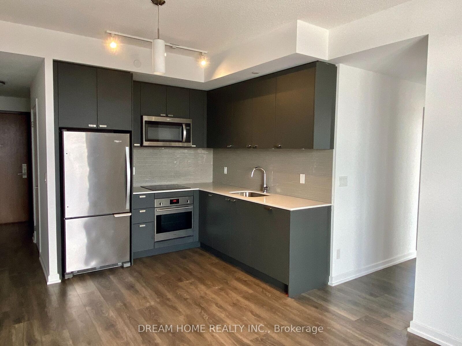 Property Photo:  56 Forest Manor Road 2510  ON M2J 1M6 