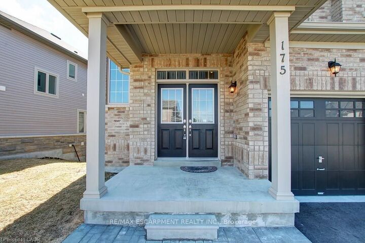Property Photo: 175 Gold Park Gate ON L3W 0B4