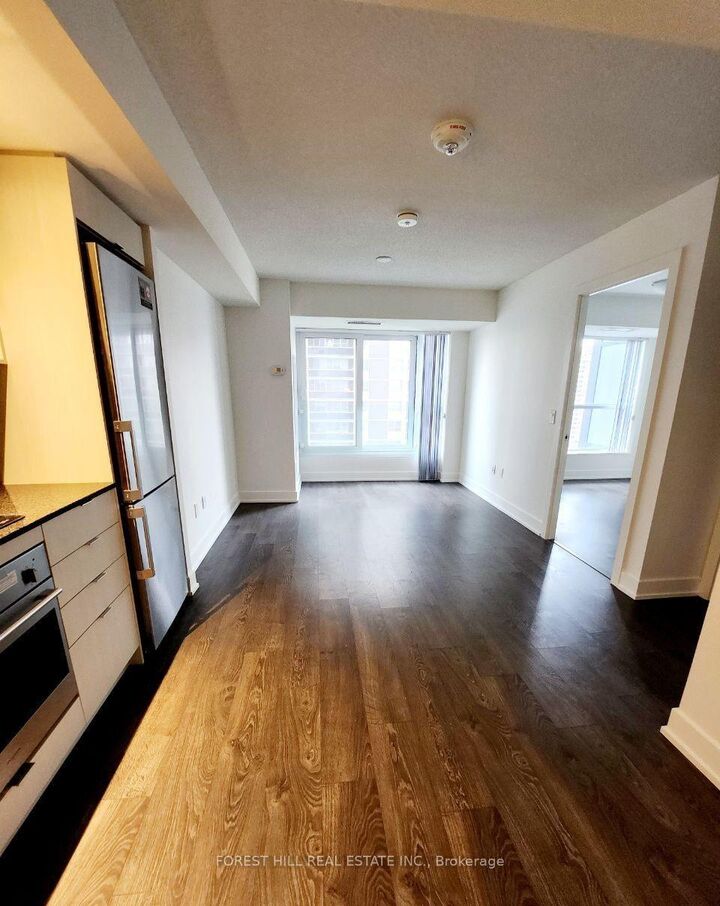 Property Photo: 9 Mabelle Avenue 1215 ON M9A 4X7