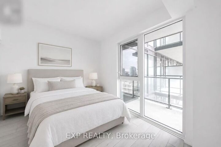 Property Photo: 270 Dufferin Street Lph02 ON M6K 0H8