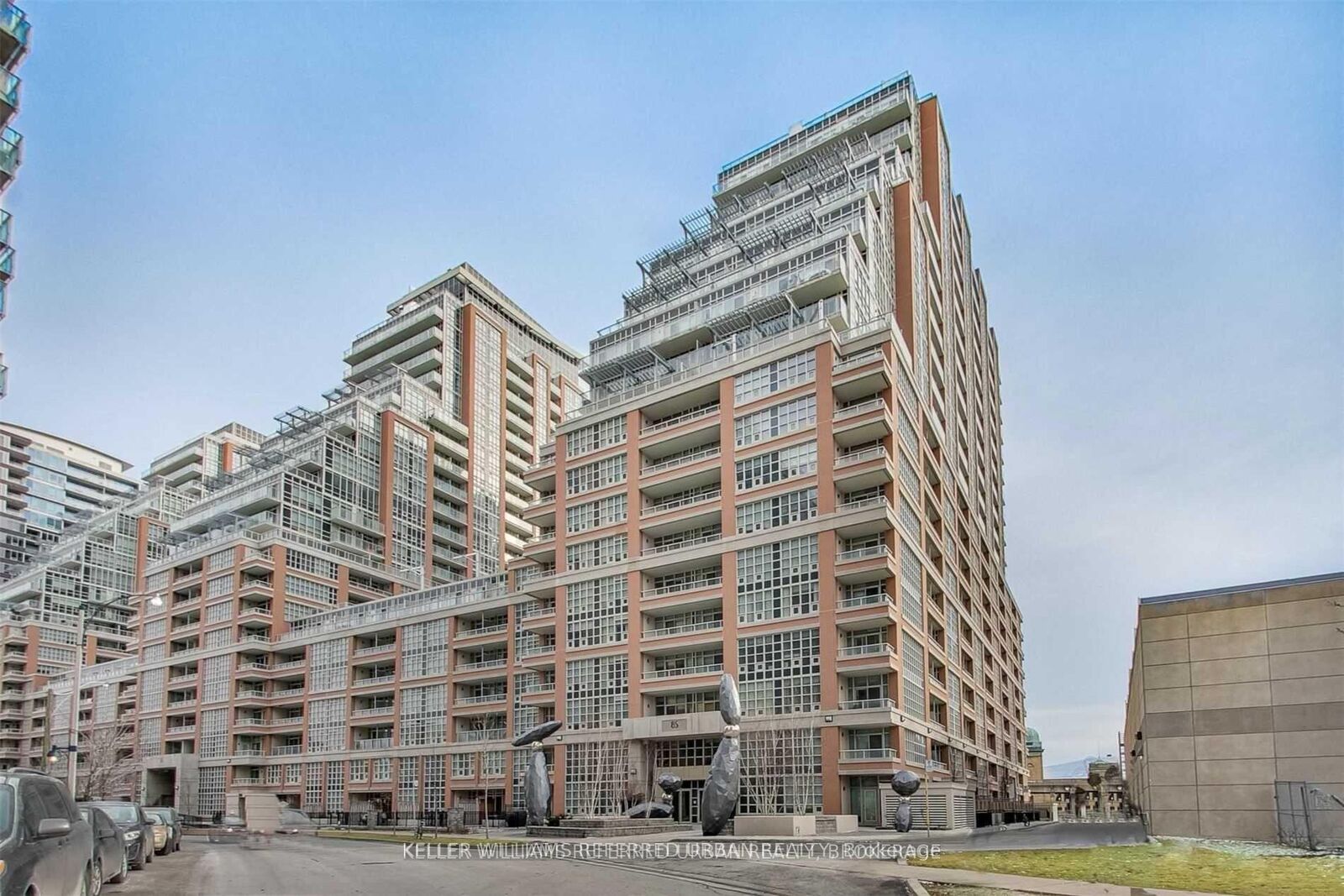 Property Photo: 85 East Liberty Street 1707 ON M6K 3R4