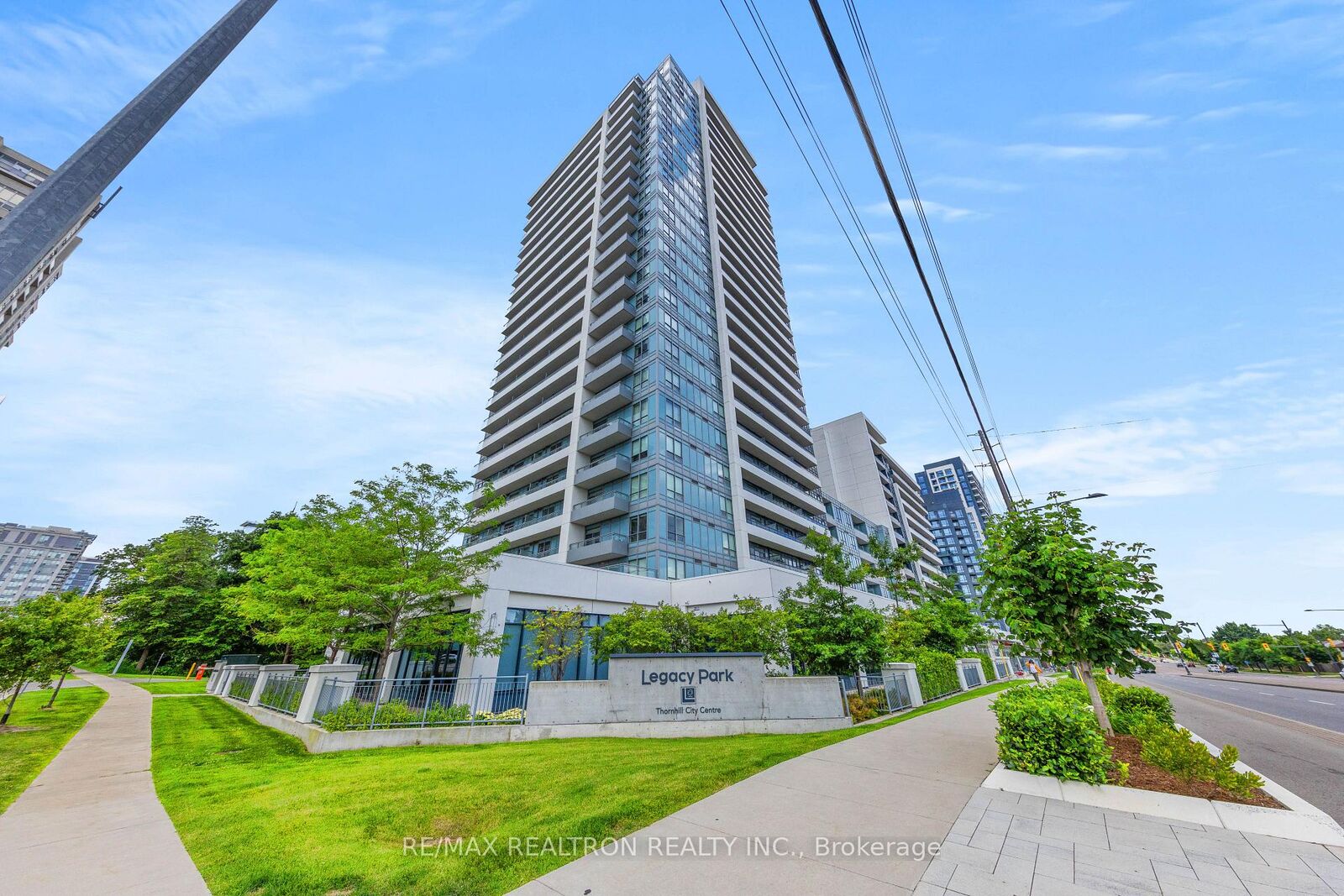 Property Photo:  7890 Bathurst Street 2008  ON L4J 0J8 