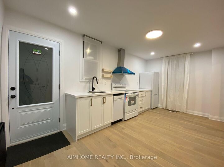 Property Photo: 98 Hope Avenue 2 ON L8H 2E6