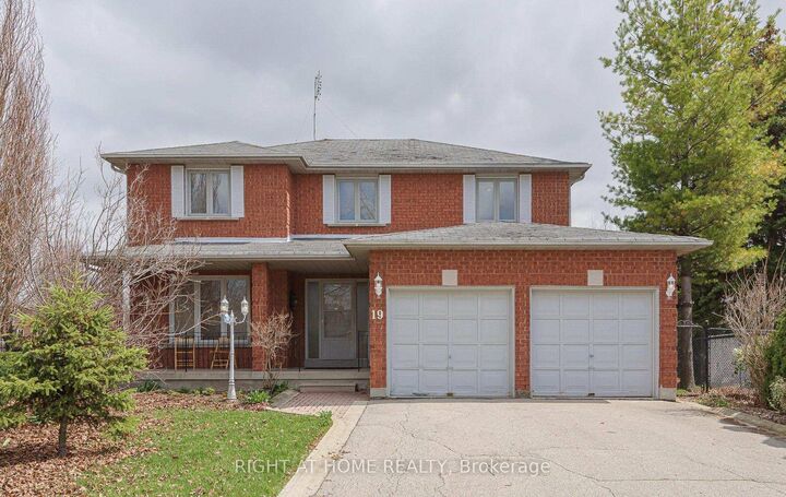 19 Western Skies Court — photo 1