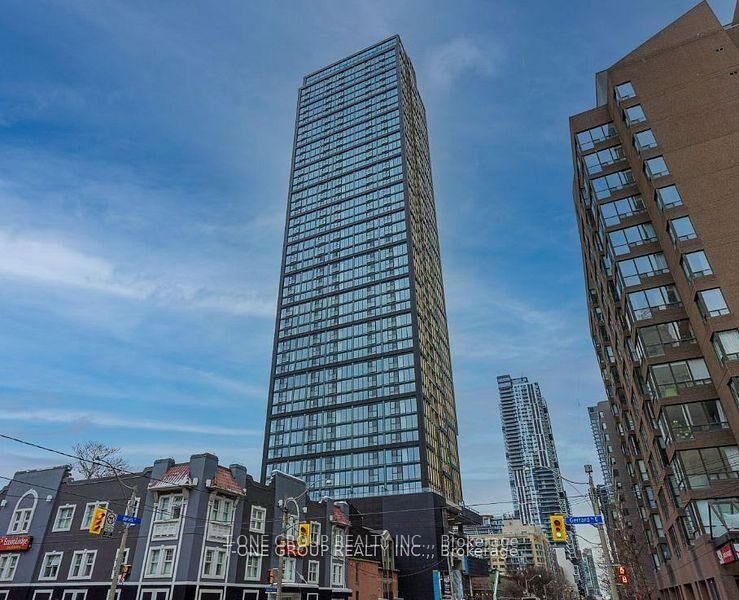Property Photo: 319 Jarvis Street 902 ON M5B 0C8