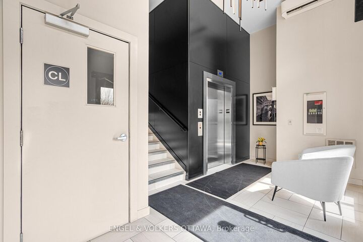 Property Photo: 110 Cortile Private 402 ON K1V 2S8