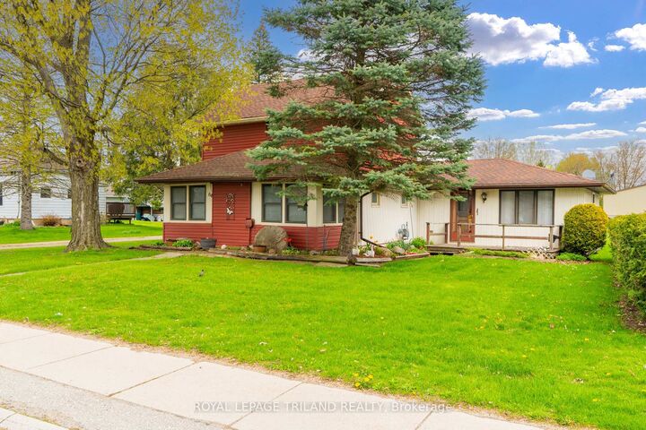 Property Photo:  64 Wellington Avenue  ON N0L 1A0 