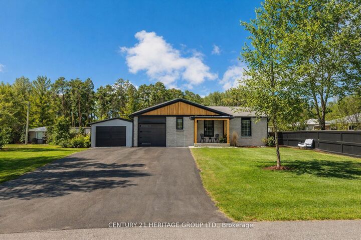 7 Crawford Circle — photo 1