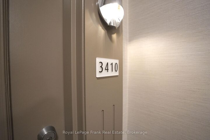 Property Photo:  225 Webb Drive 3410  ON L5B 4P2 