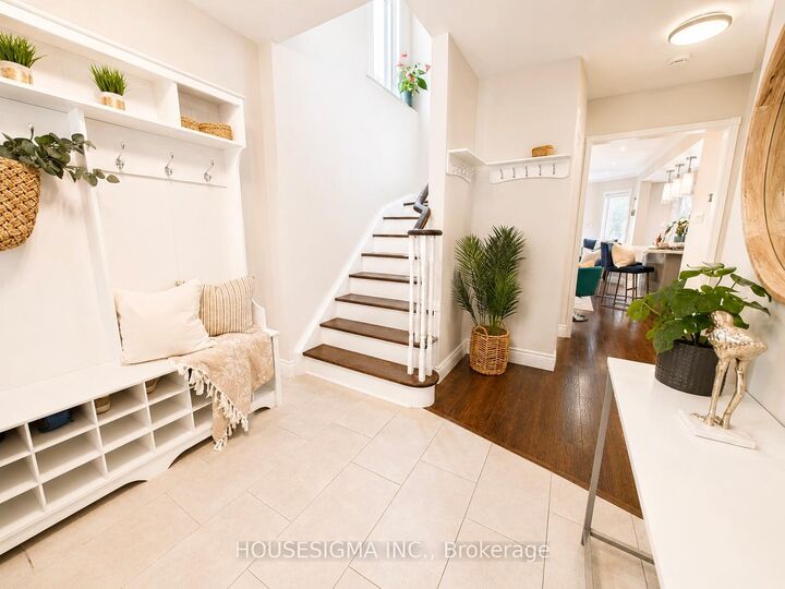 Property Photo: 114 Zachary Place ON L1M 1E2