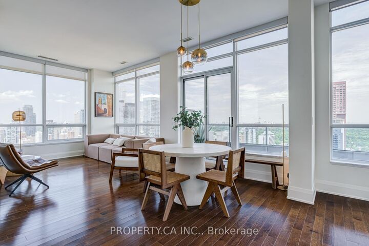 Property Photo:  500 Sherbourne Street 3404  ON M4X 1K9 