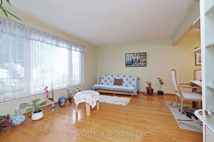 Property Photo: 1577 Otterby Road ON L4X 1W8