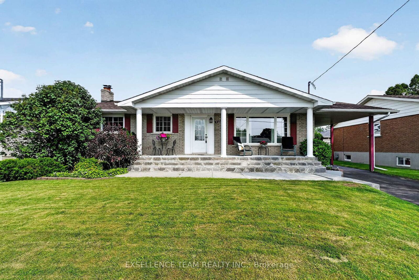 Property Photo:  1120 Lasalle Road  ON K6H 2W3 