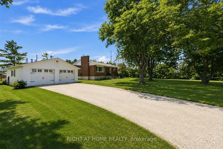 Property Photo:  1933 Plank Road  ON N7T 7H5 
