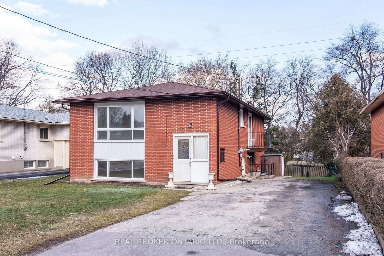 Property Photo:  374 Southill Drive Lower Unit  ON N2A 2R1 