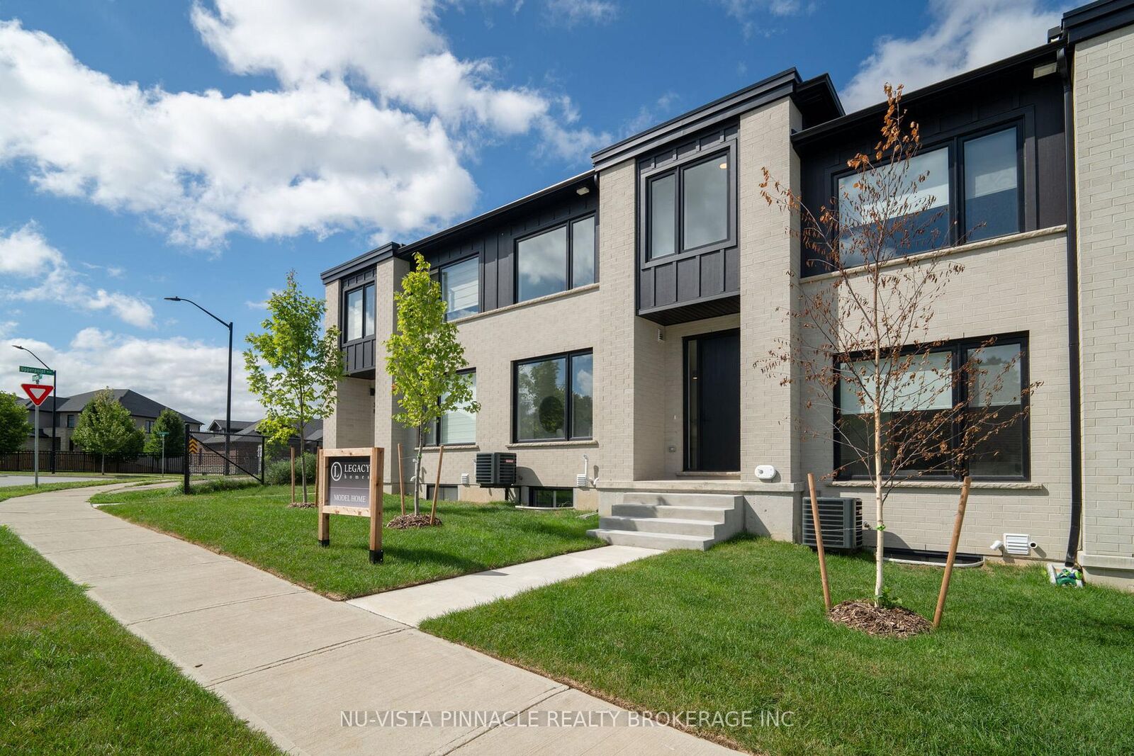 Property Photo: 1175 Riverbend Road 16 ON N6K 0M8