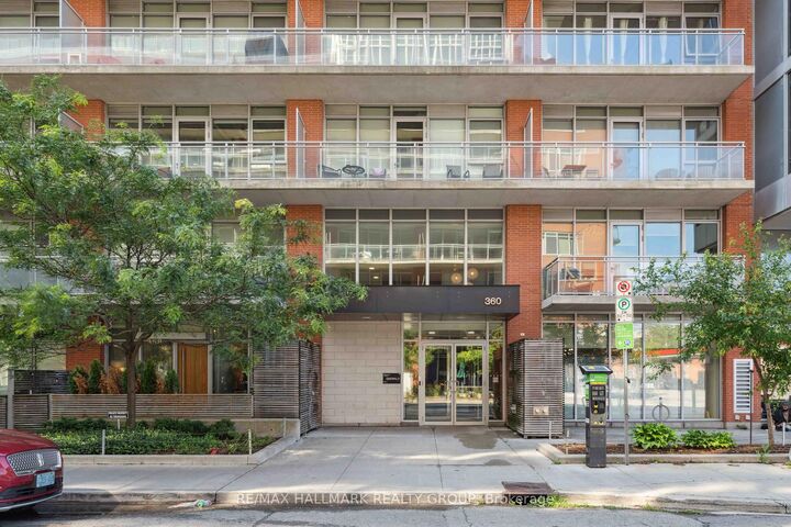 Property Photo:  360 McLeod Street 313  ON K2P 1A9 