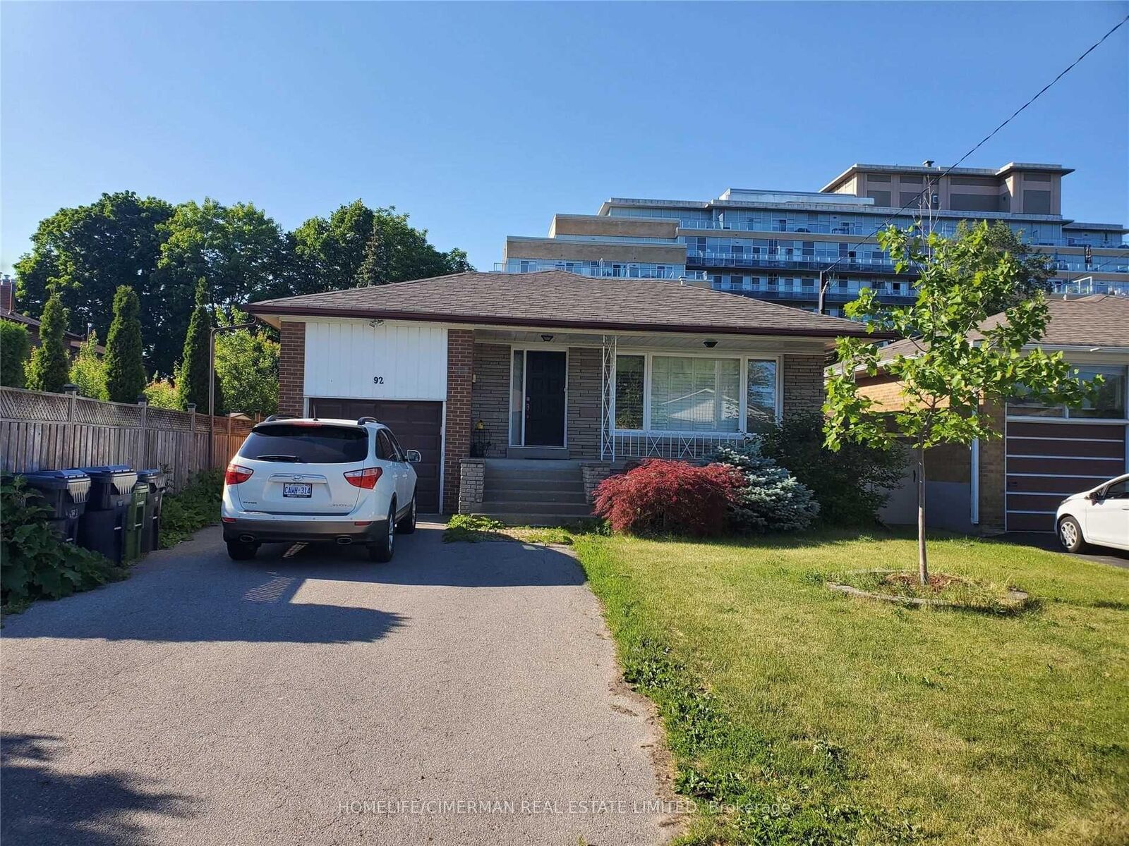 Property Photo:  92 Alexis Boulevard Basement Unit 1  ON M3H 2P7 