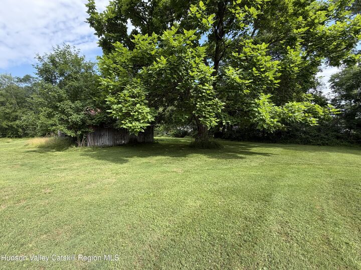 Property Photo:  579 Springtown  NY 12561 