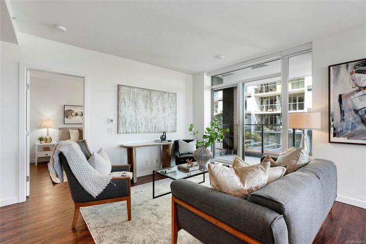Property Photo: 369 Tyee Rd #201 BC V9A 0B6
