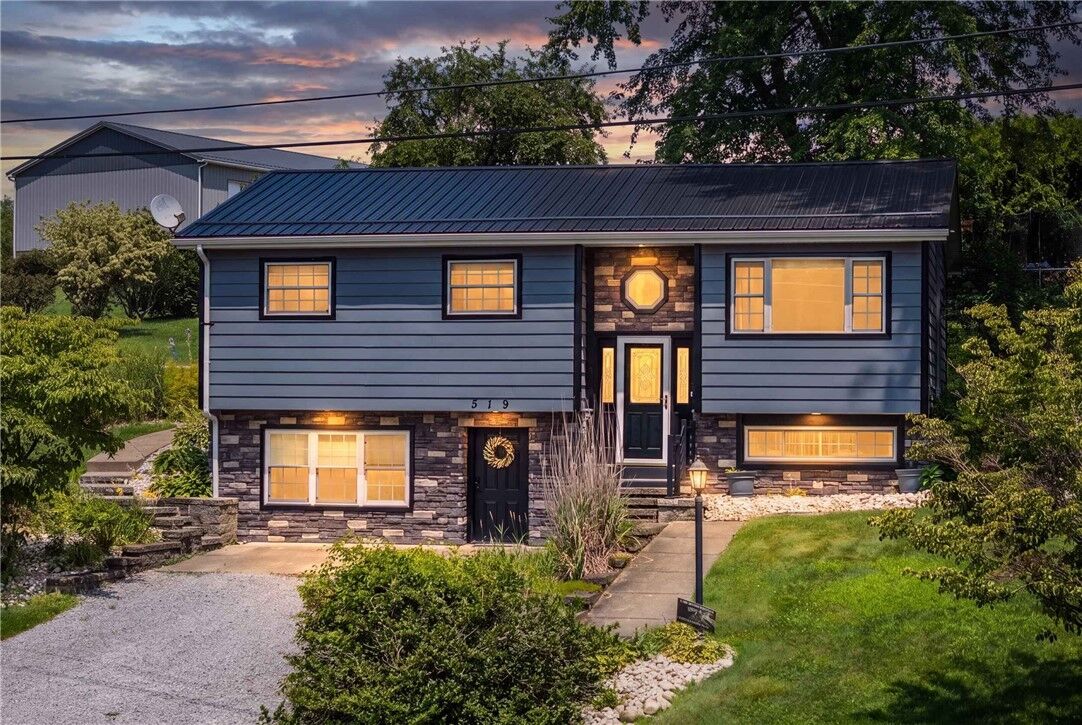 Property Photo: 519 Gas Valley Rd PA 15043