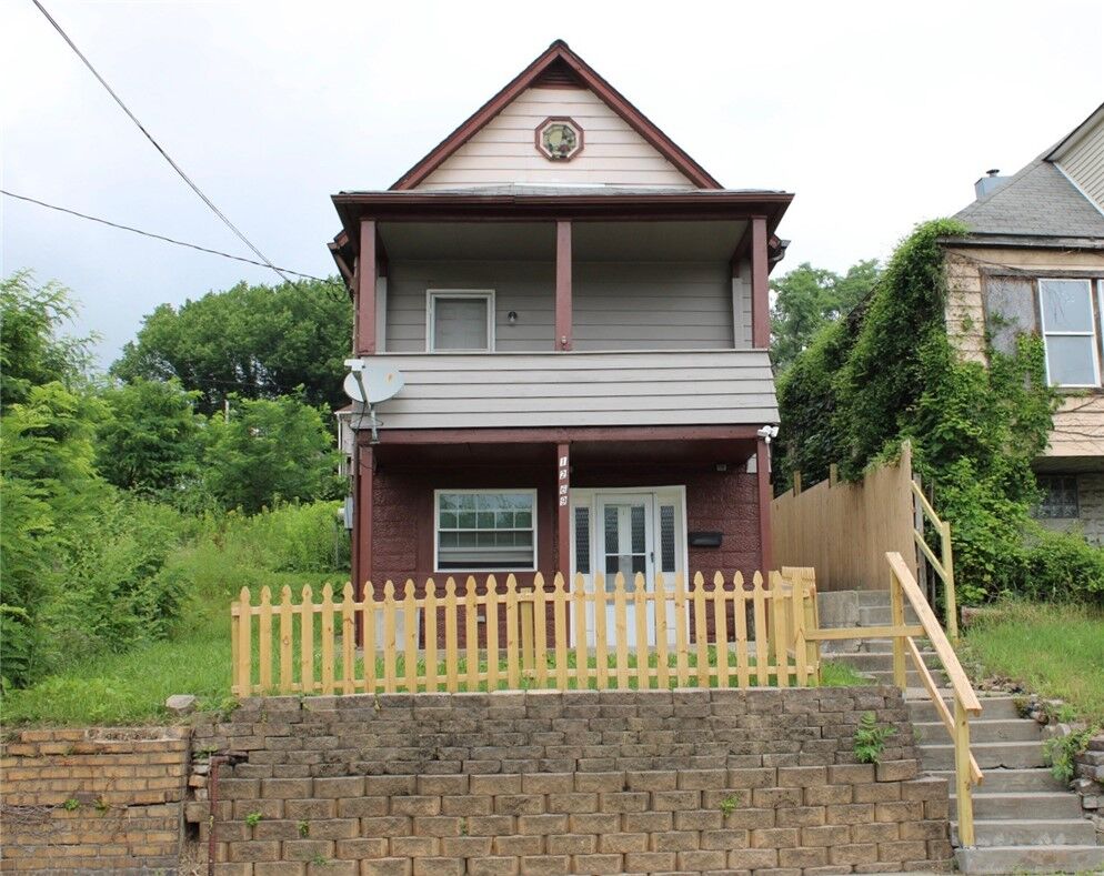 Property Photo: 1269 8th Ave PA 15065