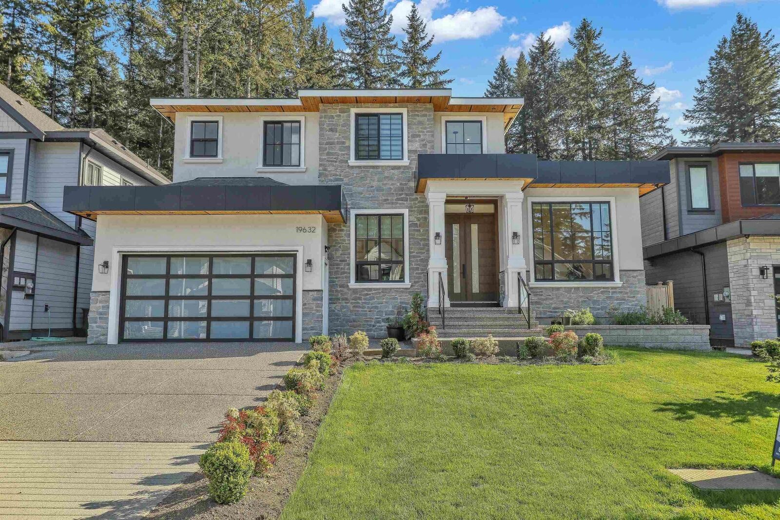 Property Photo: 19632 31A Avenue BC V2Z 0B2