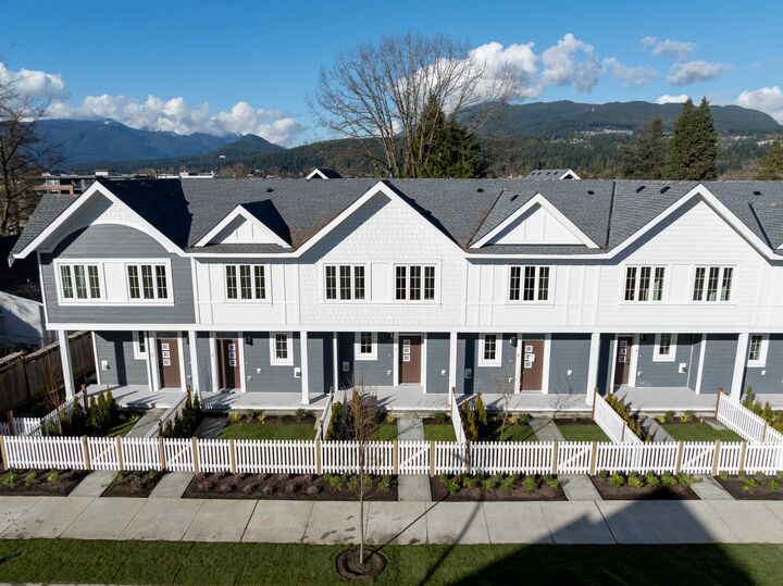 Property Photo: 2808 St. George Street 3 BC V3H 0N6