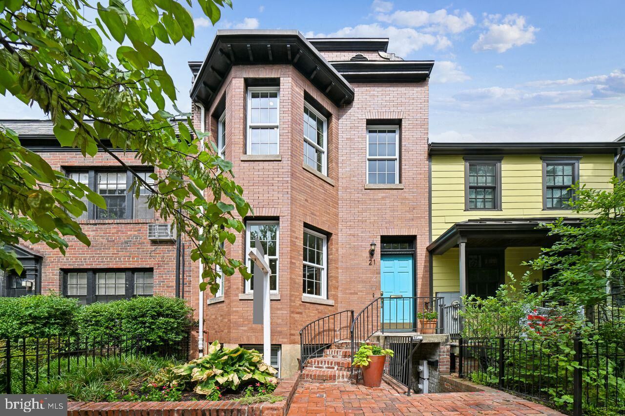 Property Photo: 21 4th Street NE DC 20002