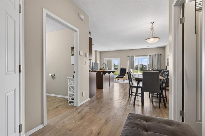 Property Photo: 75 Park East Drive MB R3Y 0T8