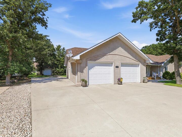 Property Photo: 17 Victory Bay MB R0A 0R0