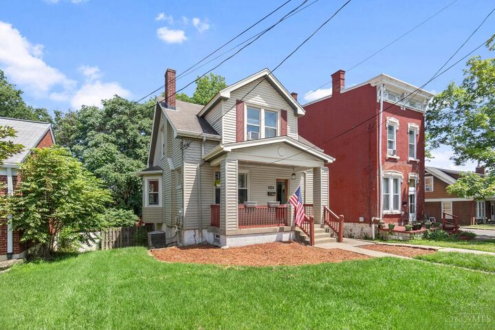 Property Photo: 564 Considine Avenue OH 45205