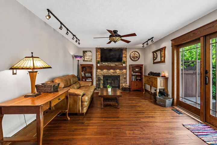Property Photo: 3724 Pleasantbrook Drive OH 43026