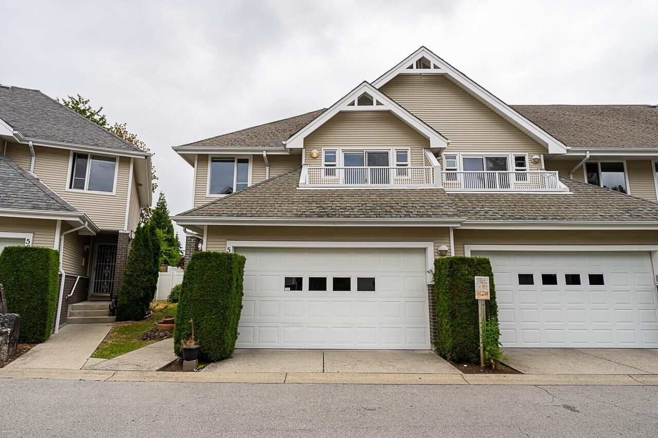 Property Photo:  13918 58 Avenue 59  BC V3X 3N8 