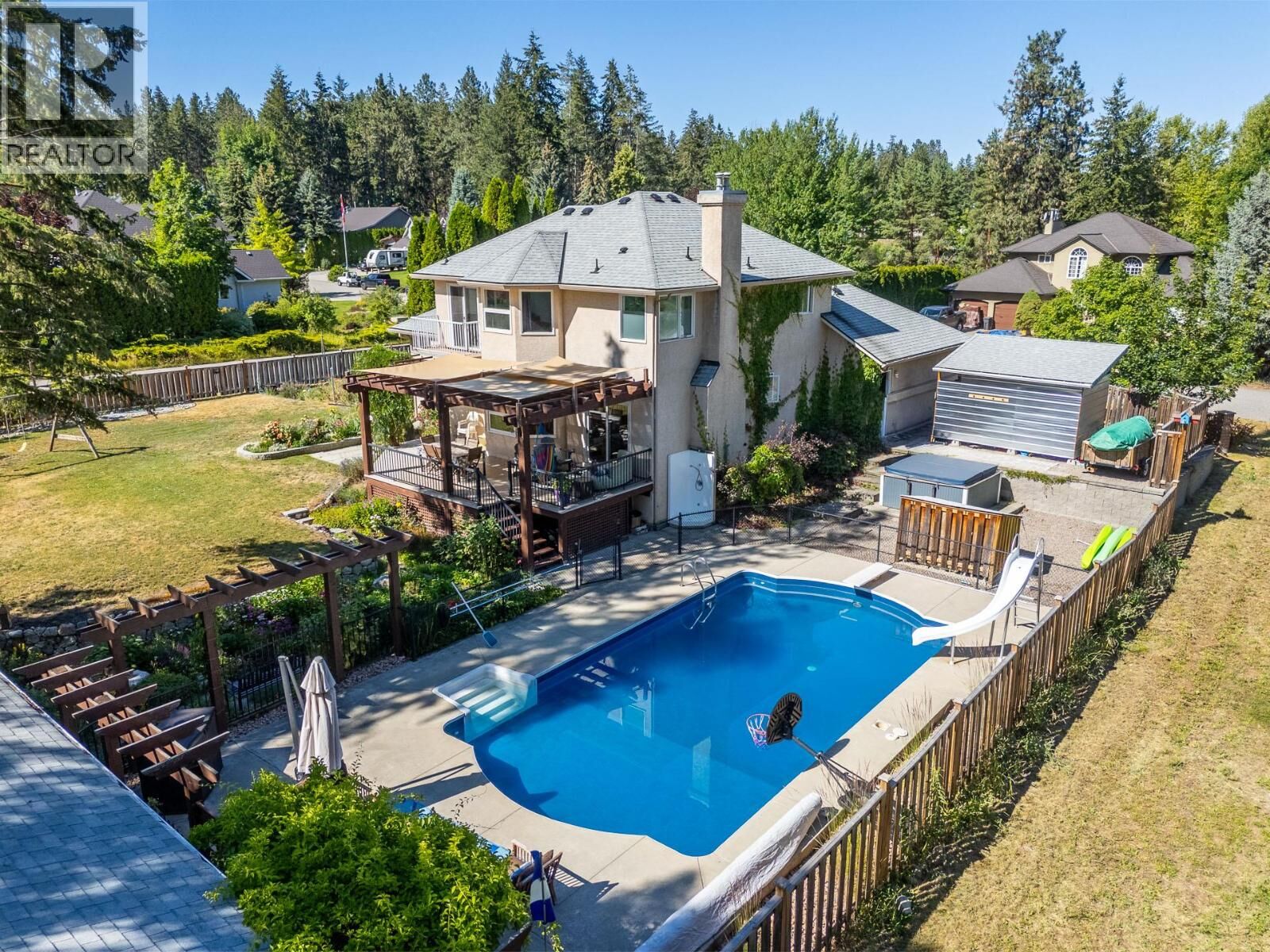 Property Photo: 4015 Mahonia Drive BC V1W 3Y2
