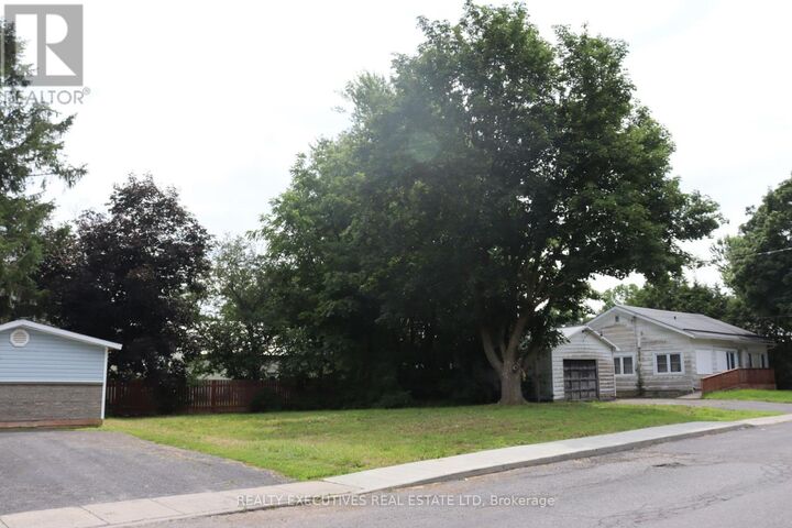 29 College Street — photo 1