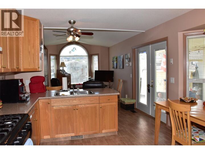 Property Photo: 2615 Lakeshore Drive 17 BC V0H 1V6