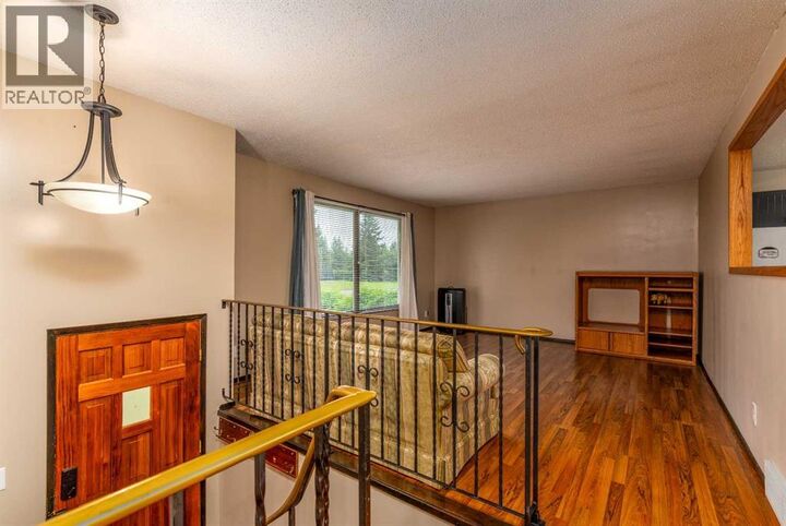 Property Photo:  108 3 Avenue West  SK S0M 2C0 